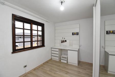 Casa à venda com 153m², 4 quartos e 2 vagasQuarto 2