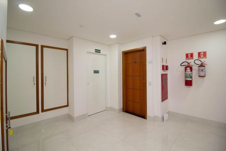 Apartamento à venda com 51m², 2 quartos e 1 vaga Apartamento à venda com 51m², 2 quartos e 1 vagaHall de entrada