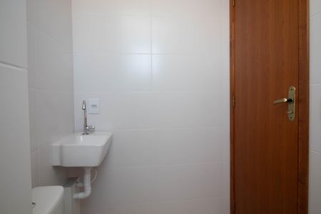 Apartamento à venda com 51m², 2 quartos e 1 vaga Apartamento à venda com 51m², 2 quartos e 1 vagaBanheiro da suíte