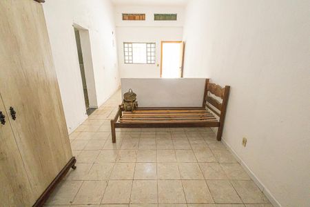 Casa para alugar com 68m², 1 quarto e sem vaga Casa para alugar com 68m², 1 quarto e sem vagaSala