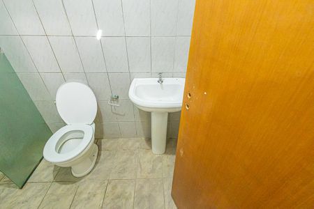 Casa para alugar com 68m², 1 quarto e sem vaga Casa para alugar com 68m², 1 quarto e sem vagaBanheiro da suíte