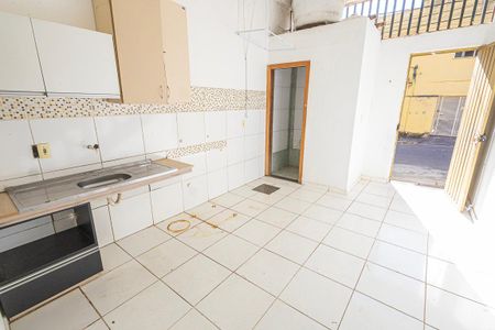 Cozinha de casa para alugar com 1 quarto, 68m² em Ouro Minas, Belo Horizonte