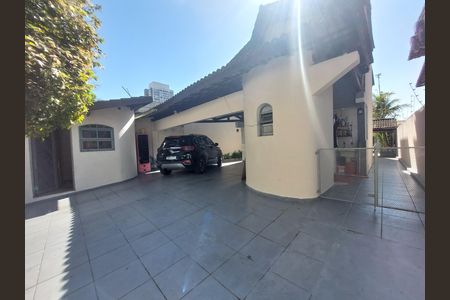 Garagem de casa para alugar com 6 quartos, 550m² em Santo Amaro, São Paulo