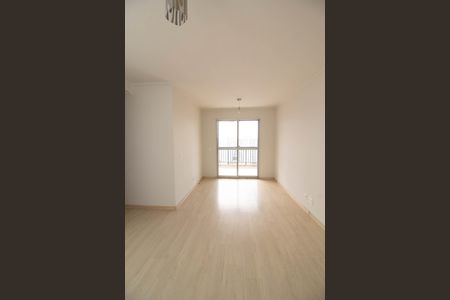 Sala de apartamento para alugar com 3 quartos, 77m² em Picanço, Guarulhos