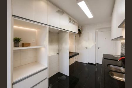 Apartamento à venda com 3 quartos, 120m² em Vila Campo Grande, São Paulo