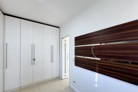 Apartamento para alugar com 72m², 3 quartos e 2 vagasQuarto 2