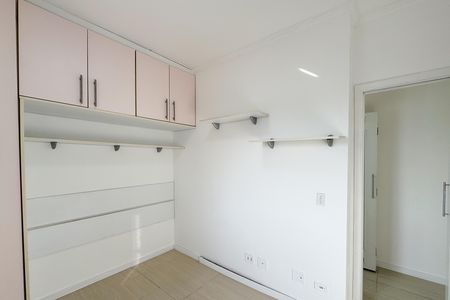 Apartamento para alugar com 72m², 3 quartos e 2 vagasQuarto 3