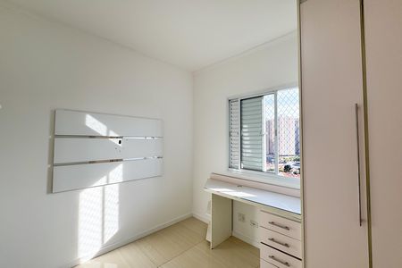 Apartamento para alugar com 72m², 3 quartos e 2 vagasQuarto 3