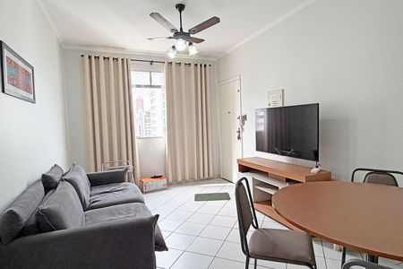 Sala de apartamento para alugar com 1 quarto, 45m² em Gonzaga, Santos
