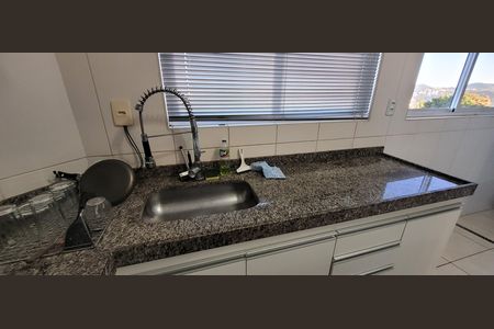 Apartamento para alugar com 136m², 3 quartos e 2 vagas Apartamento para alugar com 136m², 3 quartos e 2 vagascozinha