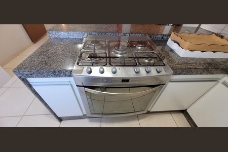 Apartamento para alugar com 136m², 3 quartos e 2 vagas Apartamento para alugar com 136m², 3 quartos e 2 vagascozinha