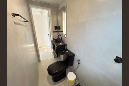 Banheiro Social de apartamento para alugar com 4 quartos, 74m² em Campinho, Rio de Janeiro
