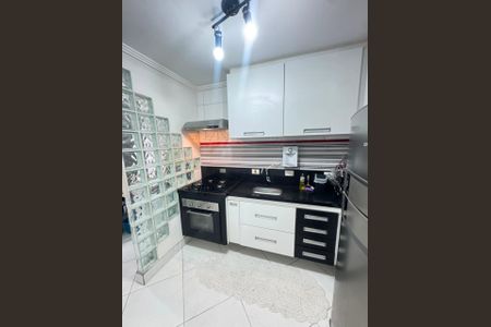 Cozinha de apartamento à venda com 2 quartos, 74m² em Vila Eldizia, Santo André