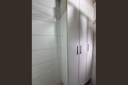 Quarto de apartamento à venda com 2 quartos, 74m² em Vila Eldizia, Santo André