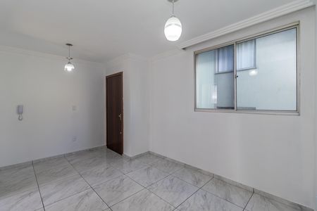 Sala de apartamento para alugar com 3 quartos, 70m² em Guarujá, Belo Horizonte