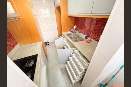 Apartamento à venda com 51m², 2 quartos e sem vagaCozinha