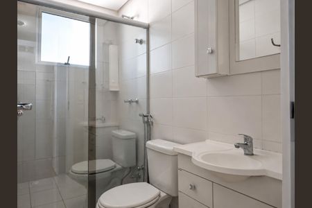 Banheiro de apartamento para alugar com 1 quarto, 51m² em Centro, Florianópolis