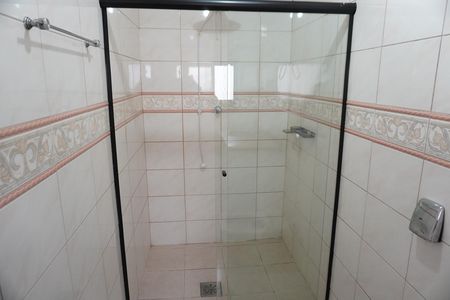 Banheiro da Suíte de casa para alugar com 3 quartos, 201m² em Morada do Sol, Americana