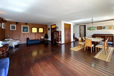 Sala de casa à venda com 6 quartos, 600m² em Coracao de Jesus, Belo Horizonte