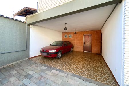 Garagem de casa à venda com 6 quartos, 600m² em Coracao de Jesus, Belo Horizonte
