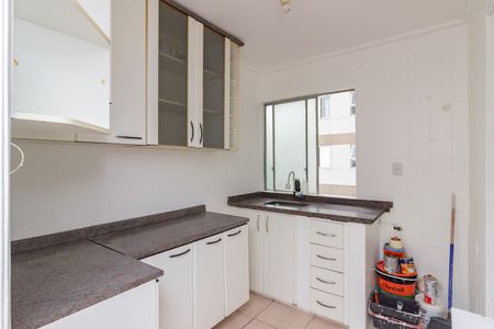 Cozinha de apartamento para alugar com 2 quartos, 55m² em Jardim Iris, São Paulo