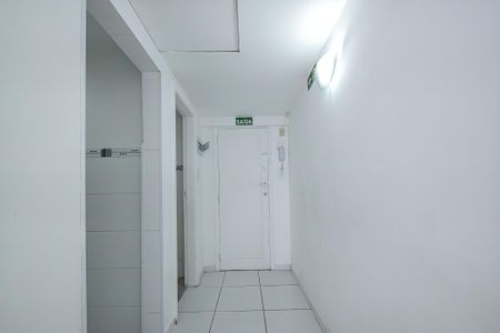 Entrada de kitnet/studio para alugar com 1 quarto, 28m² em Centro, Rio de Janeiro