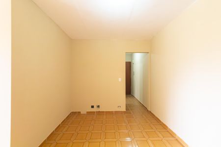 Sala de apartamento para alugar com 2 quartos, 67m² em Parque Paineiras, São Paulo