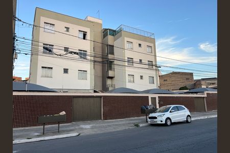 Fachada do Prédio de apartamento à venda com 2 quartos, 97m² em Parque Turistas, Contagem