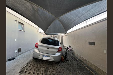 Garagem de apartamento à venda com 2 quartos, 97m² em Parque Turistas, Contagem