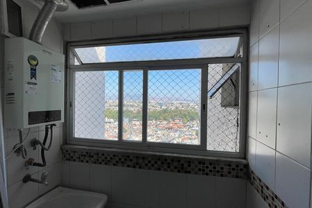 Apartamento para alugar com 65m², 3 quartos e 1 vagaÁrea de Serviço