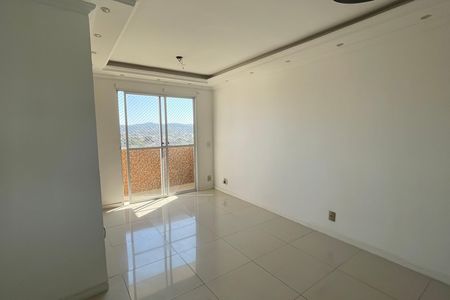 Apartamento para alugar com 65m², 3 quartos e 1 vagaSala