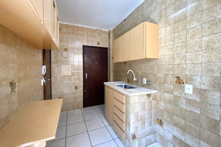 Apartamento à venda com 80m², 2 quartos e 1 vaga Apartamento à venda com 80m², 2 quartos e 1 vagaCozinha