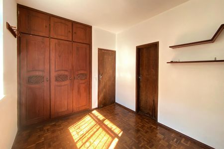 Apartamento à venda com 80m², 2 quartos e 1 vaga Apartamento à venda com 80m², 2 quartos e 1 vagaSuite