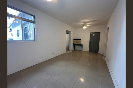 Apartamento para alugar com 90m², 3 quartos e 1 vagaSala