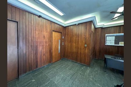 hall de apartamento para alugar com 3 quartos, 90m² em Centro, São Vicente