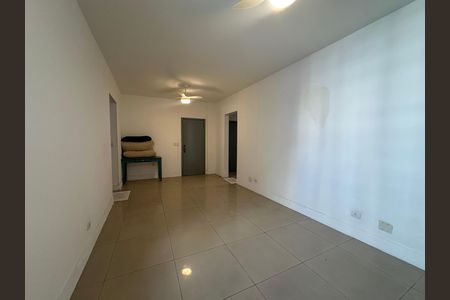 Sala de apartamento para alugar com 3 quartos, 90m² em Centro, São Vicente