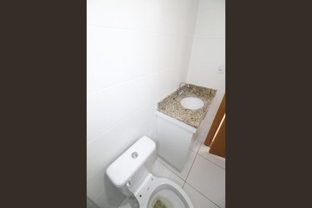 Banheiro de apartamento para alugar com 2 quartos, 53m² em Jardim Satélite, São José dos Campos