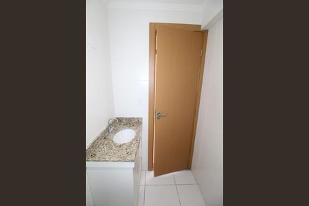 Apartamento para alugar com 53m², 2 quartos e 2 vagasBanheiro