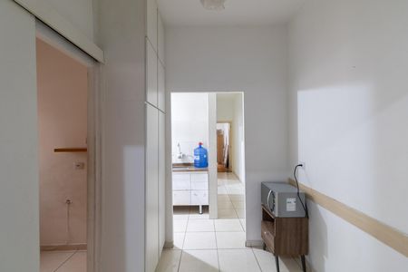 Corredor de casa à venda com 4 quartos, 126m² em Vila Curuçá Velha, São Paulo