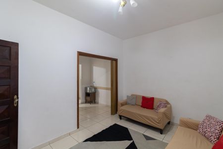 Sala de casa à venda com 4 quartos, 126m² em Vila Curuçá Velha, São Paulo