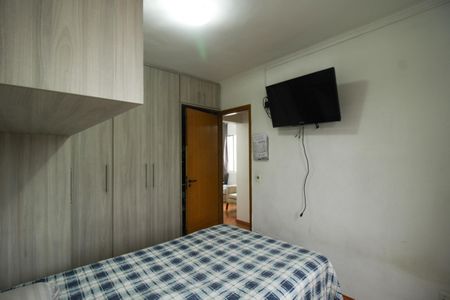 Quarto de apartamento à venda com 2 quartos, 51m² em Parque Maria Domitila, São Paulo