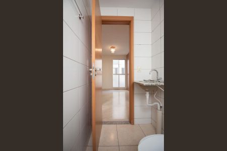 Banheiro Social de apartamento para alugar com 2 quartos, 48m² em Chacaras Reunidas Santa Terezinha, Contagem