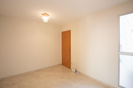 Sala de apartamento para alugar com 2 quartos, 48m² em Chacaras Reunidas Santa Terezinha, Contagem