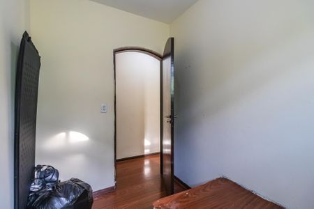 Casa à venda com 150m², 3 quartos e 2 vagas Casa à venda com 150m², 3 quartos e 2 vagasCômodo Extra