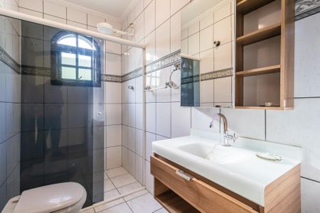 Casa à venda com 150m², 3 quartos e 2 vagas Casa à venda com 150m², 3 quartos e 2 vagasBanheiro 2