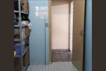 Casa à venda com 180m², 3 quartos e 2 vagas Casa à venda com 180m², 3 quartos e 2 vagasBanheiro