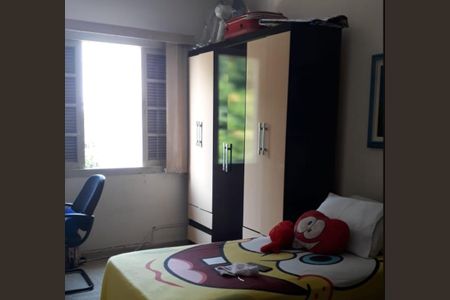 Casa à venda com 180m², 3 quartos e 2 vagas Casa à venda com 180m², 3 quartos e 2 vagasQuarto