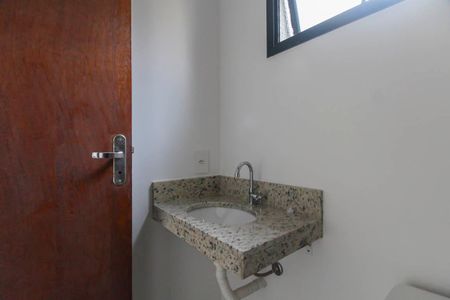 Banheiro de kitnet/studio à venda com 1 quarto, 26m² em Vila Alpina, São Paulo