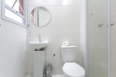 Apartamento para alugar com 45m², 2 quartos e 1 vaga Apartamento para alugar com 45m², 2 quartos e 1 vagaBanheiro