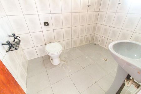 Banheiro de casa para alugar com 1 quarto, 56m² em Lageado, Ferraz de Vasconcelos